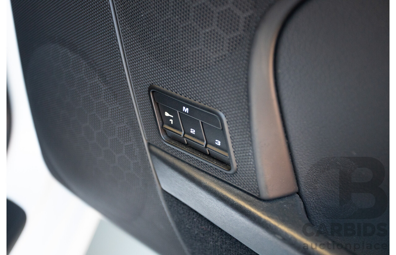 7/2011 Porsche Cayman 987 MY11 2D Coupe Carrara White 2.9L