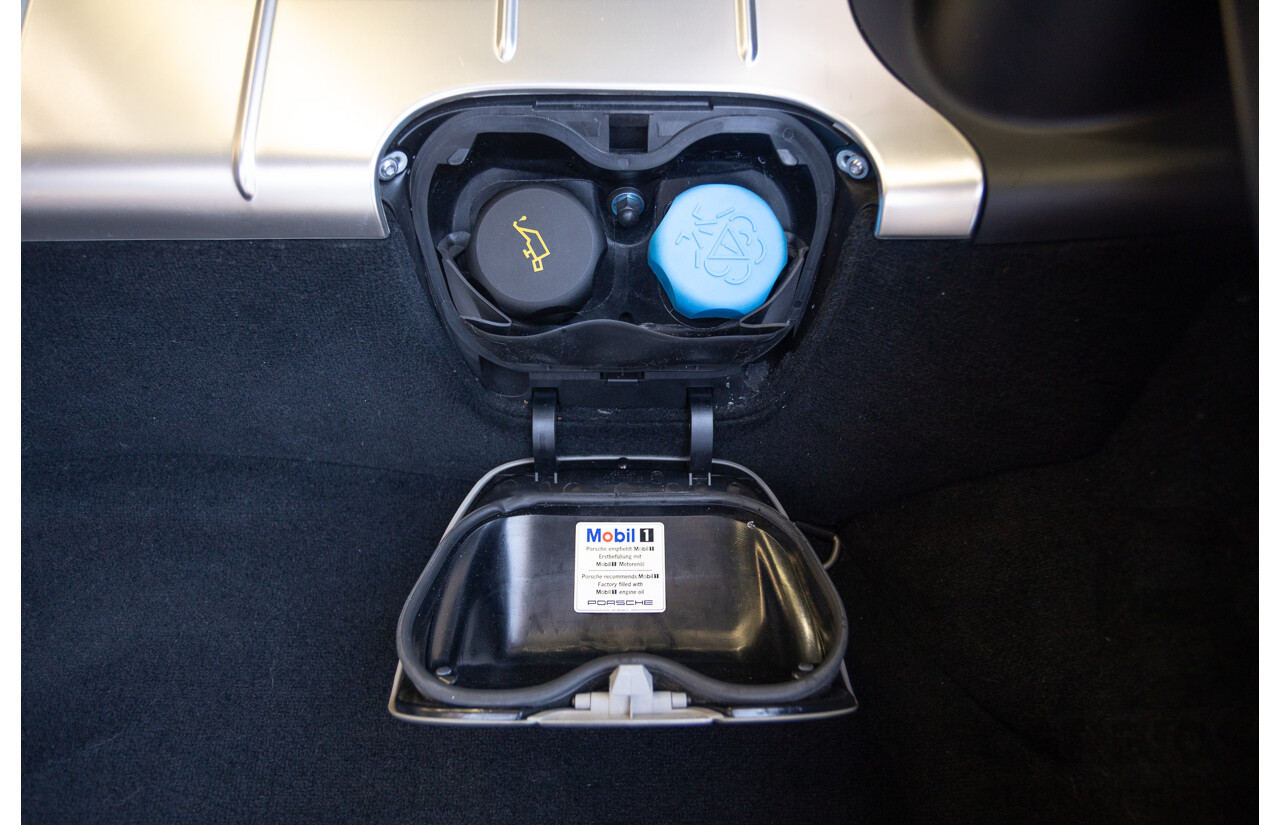 7/2011 Porsche Cayman 987 MY11 2D Coupe Carrara White 2.9L