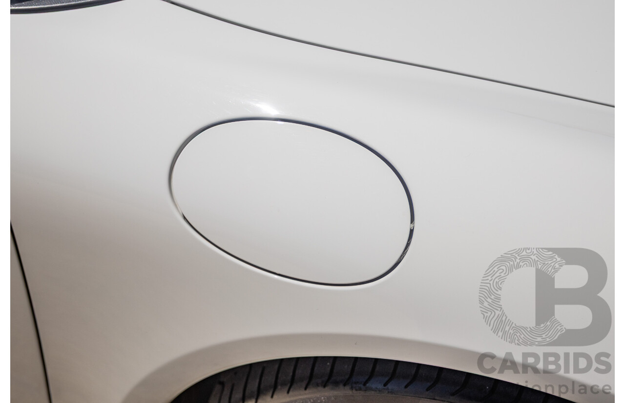 7/2011 Porsche Cayman 987 MY11 2D Coupe Carrara White 2.9L