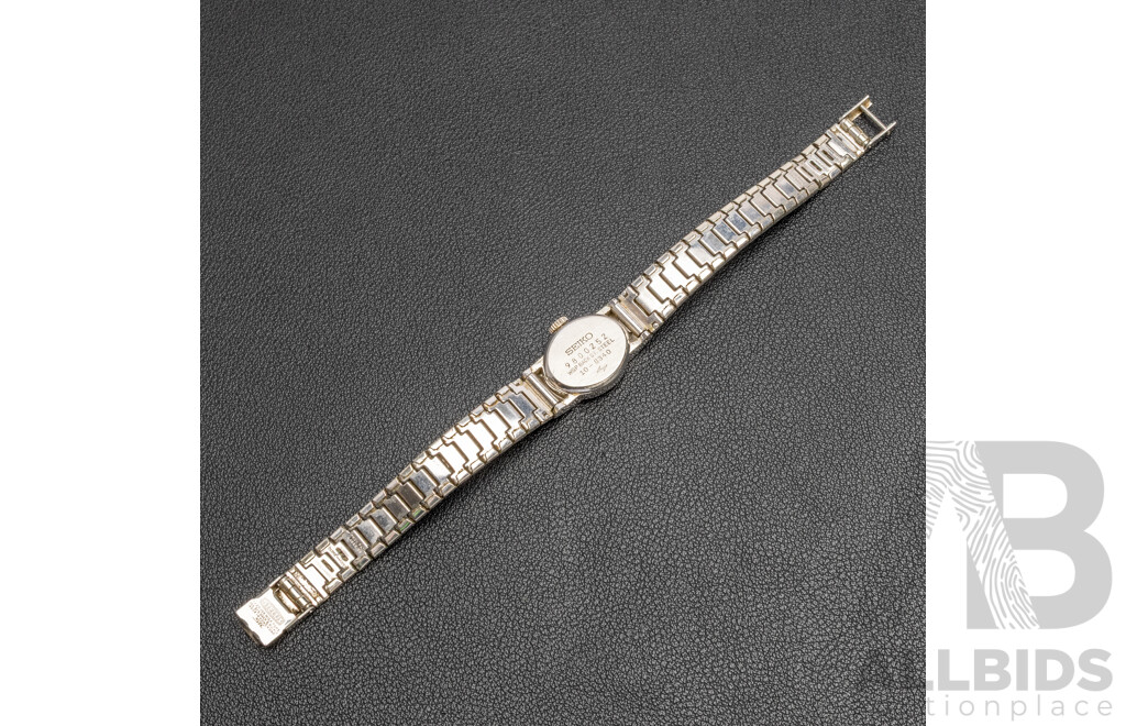 Ladies Vintage White Gold Plated Seiko Watch