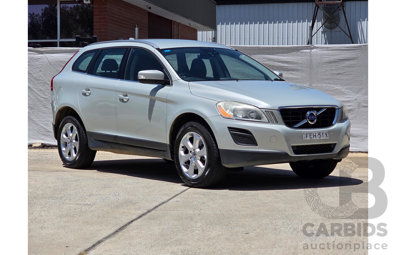 7/2010 Volvo XC60 D5 2.4 DZ MY10 4d Wagon White Turbo Diesel 2.4L