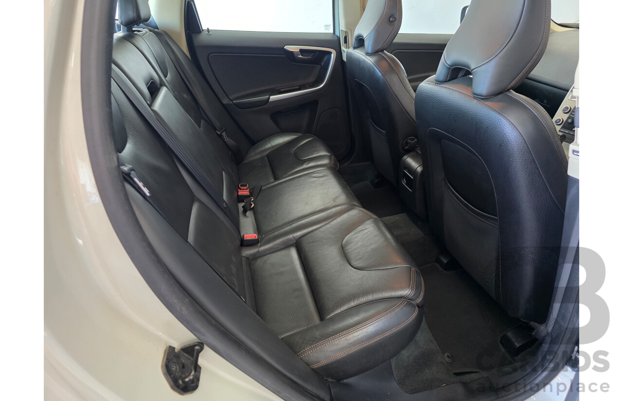 7/2010 Volvo XC60 D5 2.4 DZ MY10 4d Wagon White Turbo Diesel 2.4L