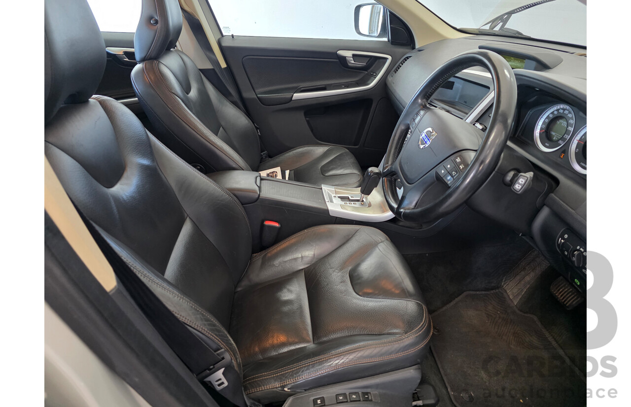 7/2010 Volvo XC60 D5 2.4 DZ MY10 4d Wagon White Turbo Diesel 2.4L