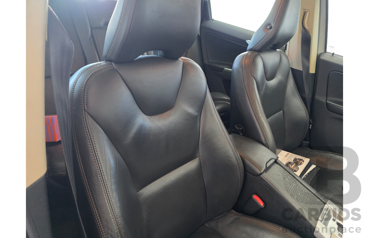 7/2010 Volvo XC60 D5 2.4 DZ MY10 4d Wagon White Turbo Diesel 2.4L