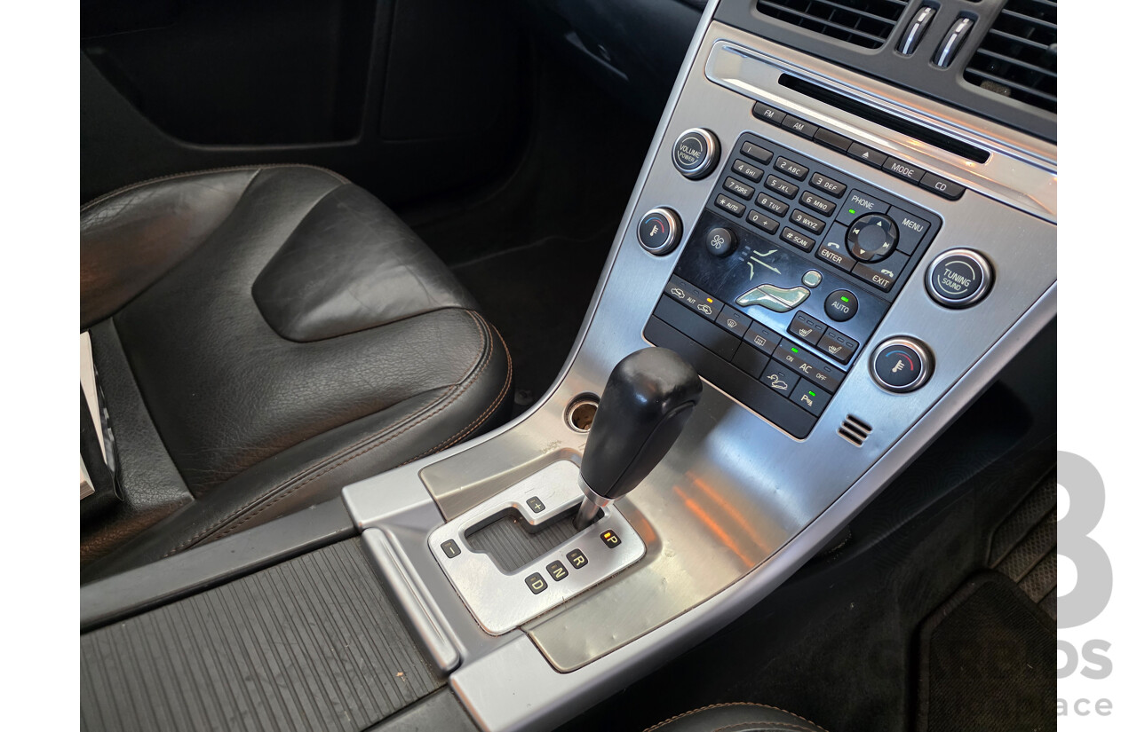 7/2010 Volvo XC60 D5 2.4 DZ MY10 4d Wagon White Turbo Diesel 2.4L