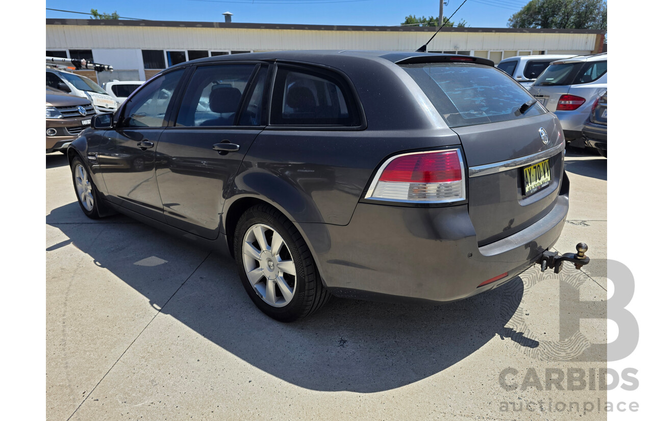 11/2008 Holden Berlina VE MY08 4d Wagon Grey 3.6L