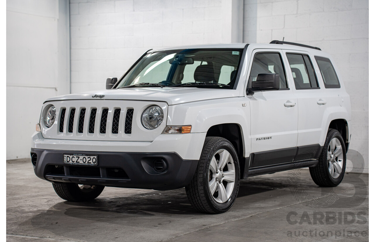 03/2016 Jeep Patriot SPORT (RWD) MK MY16 4D Wagon Bright White 2.0L