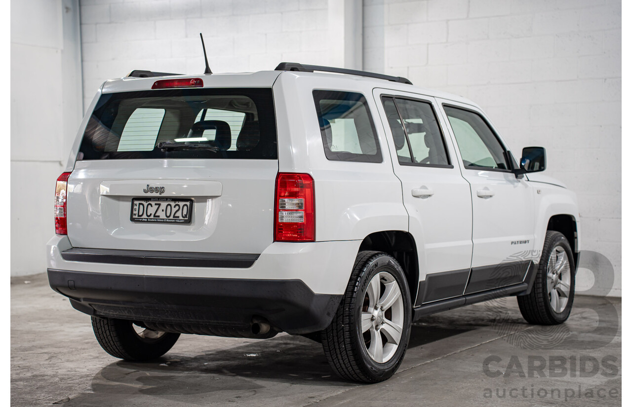 03/2016 Jeep Patriot SPORT (RWD) MK MY16 4D Wagon Bright White 2.0L