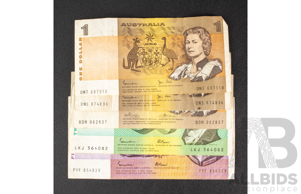Five Australian Banknotes Including 1985 Five and Two Dollars, Johnston/Fraser, 1972 One Dollar, Phillips/Wheeler, Two 1982 One Dollar Johnston/Stone