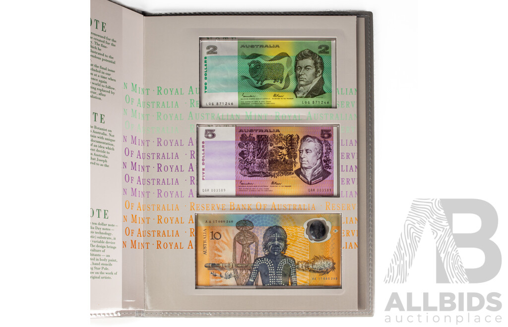 Australian RAM/RBA 1988 Bicentennial Coin and Note Collection Folder From Melbourne International Coin Fair Includes Silver Ten Dollar Coin and Commemorative Ten Dollar Note and Last Prefix Two Dollar Note LQG 871246