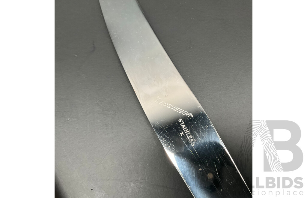 Vintage Collection - Ranleigh Stainless Serving Tray & Grosvenor Stainless Knives & Grosvenor Plate E.P.N.S A1 Forks and Spoons