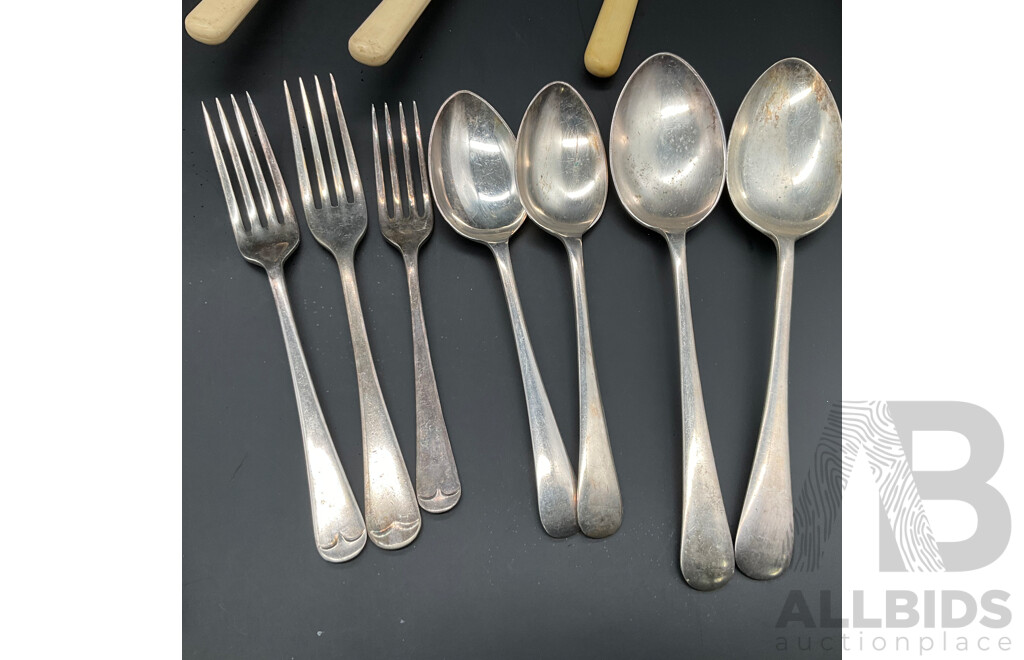 Vintage Rare Hiram Wild 'Equal' Bone Handle Knives and Assorted Vintage Cutlery