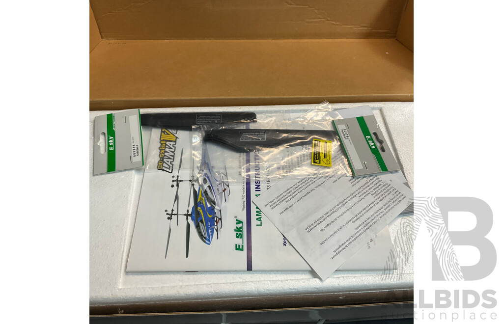 Kyosho Mini ZFerrari F430 GT Remote Control Car & Esky LaMa4 & Shuang Ma Electric Helicopter & Mini 3 Pro Storage Box