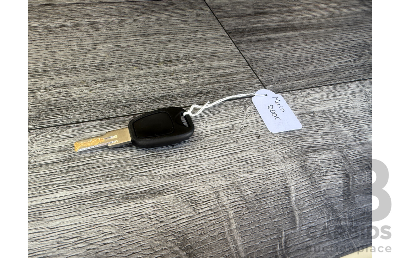 2024 MALIBU FAMILY MINI 2 BUNK 17FT SINGLE AXLE CARAVAN - WHITE/BLACK