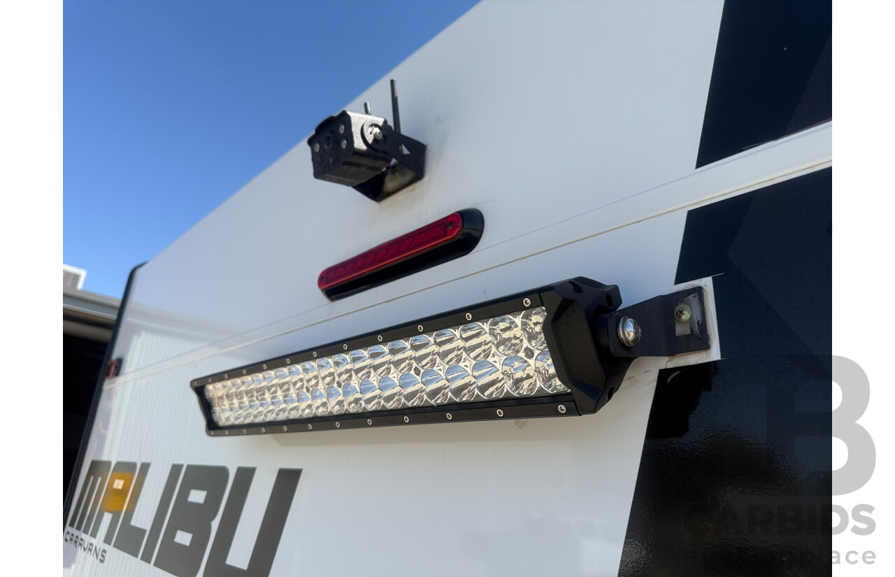 2024 MALIBU FAMILY MINI 2 BUNK 17FT SINGLE AXLE CARAVAN - WHITE/BLACK