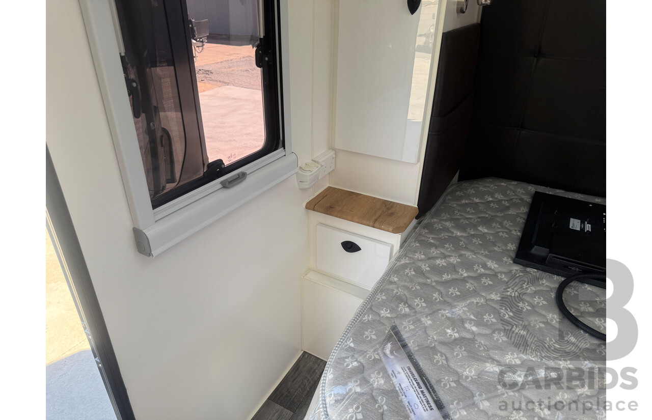 2024 MALIBU FAMILY MINI 2 BUNK 17FT SINGLE AXLE CARAVAN - WHITE/BLACK