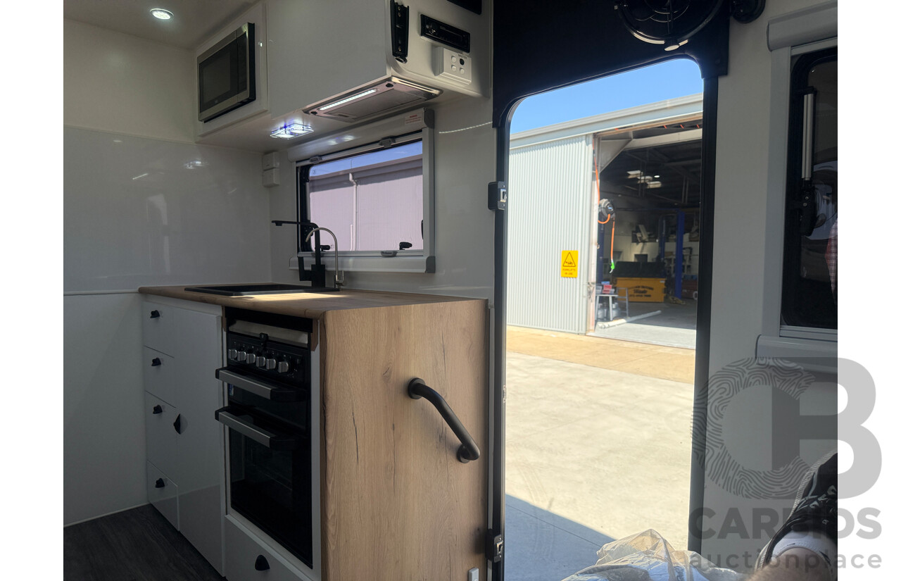 2024 MALIBU FAMILY MINI 2 BUNK 17FT SINGLE AXLE CARAVAN - WHITE/BLACK