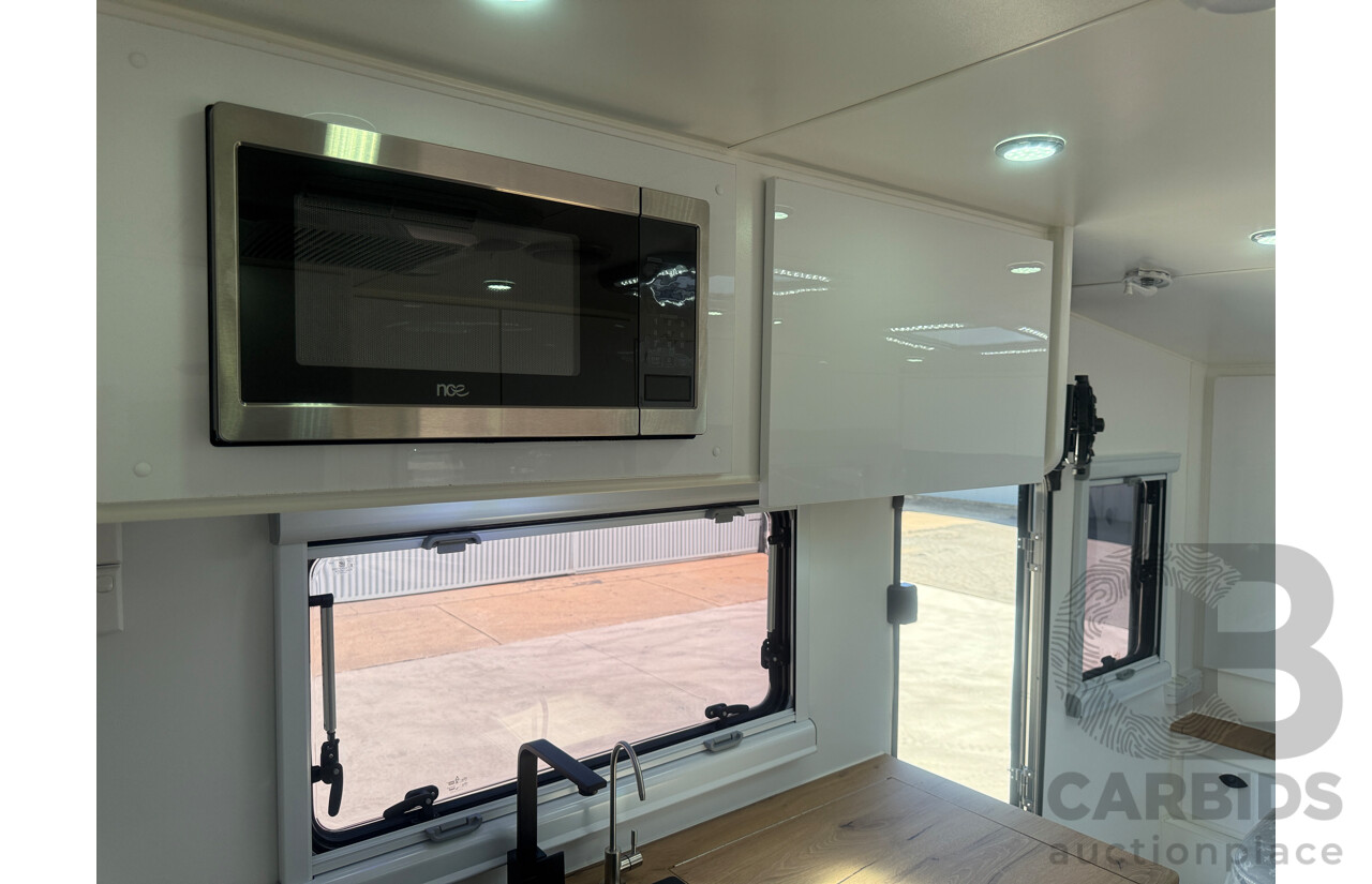 2024 MALIBU FAMILY MINI 2 BUNK 17FT SINGLE AXLE CARAVAN - WHITE/BLACK