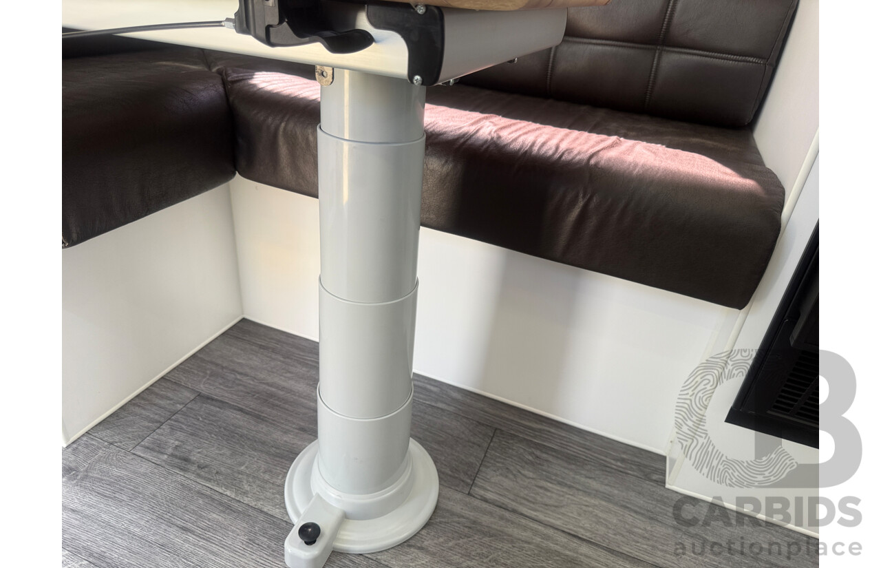 2024 MALIBU FAMILY MINI 2 BUNK 17FT SINGLE AXLE CARAVAN - WHITE/BLACK