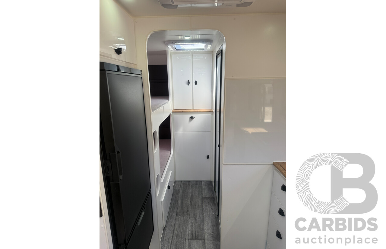 2024 MALIBU FAMILY MINI 2 BUNK 17FT SINGLE AXLE CARAVAN - WHITE/BLACK