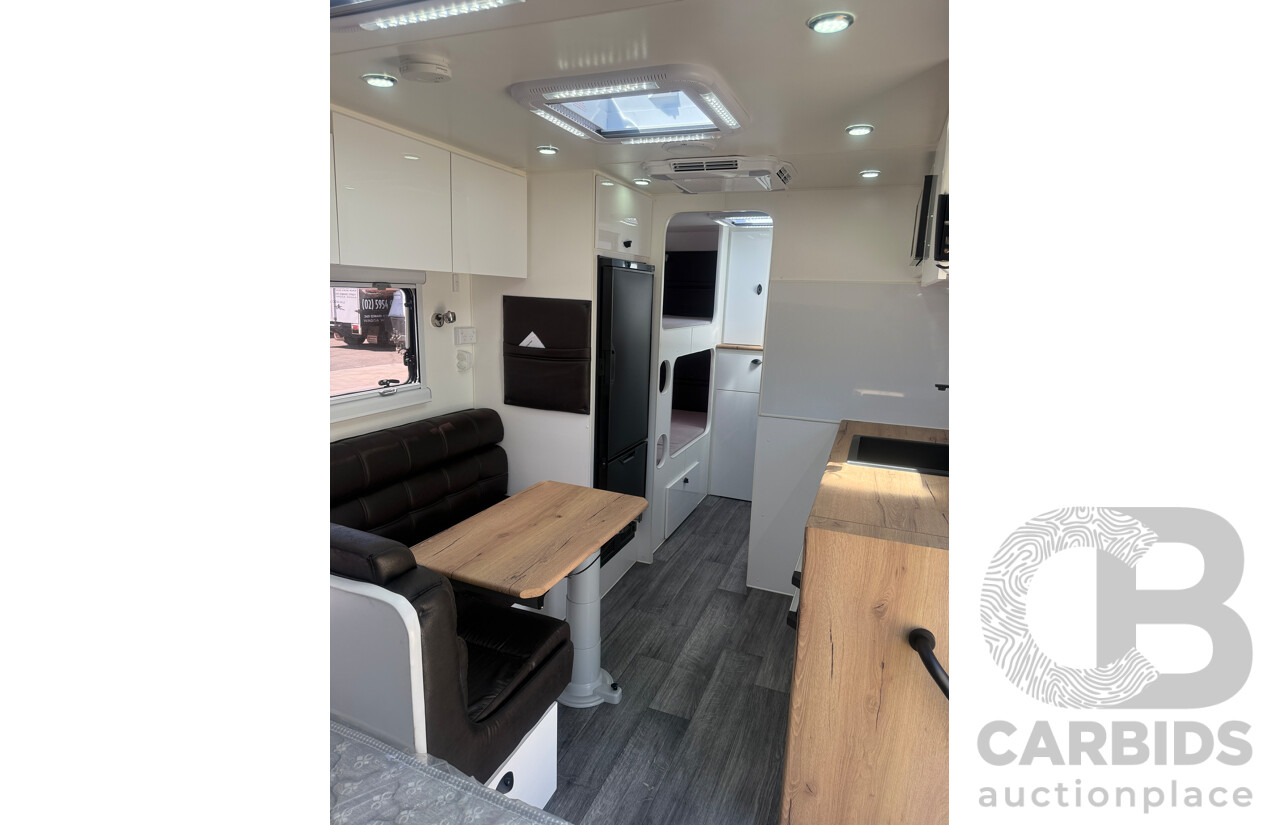 2024 MALIBU FAMILY MINI 2 BUNK 17FT SINGLE AXLE CARAVAN - WHITE/BLACK