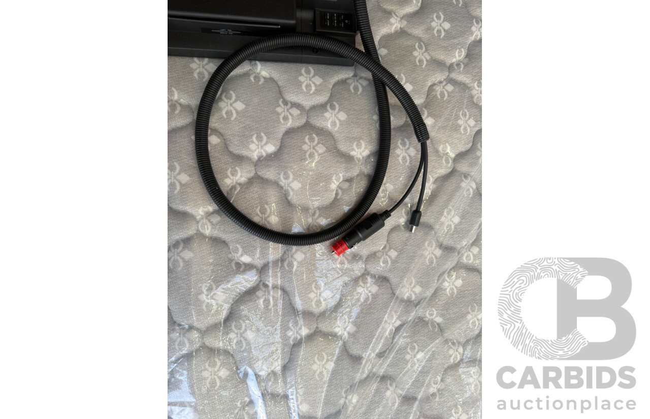 2024 MALIBU FAMILY MINI 2 BUNK 17FT SINGLE AXLE CARAVAN - WHITE/BLACK