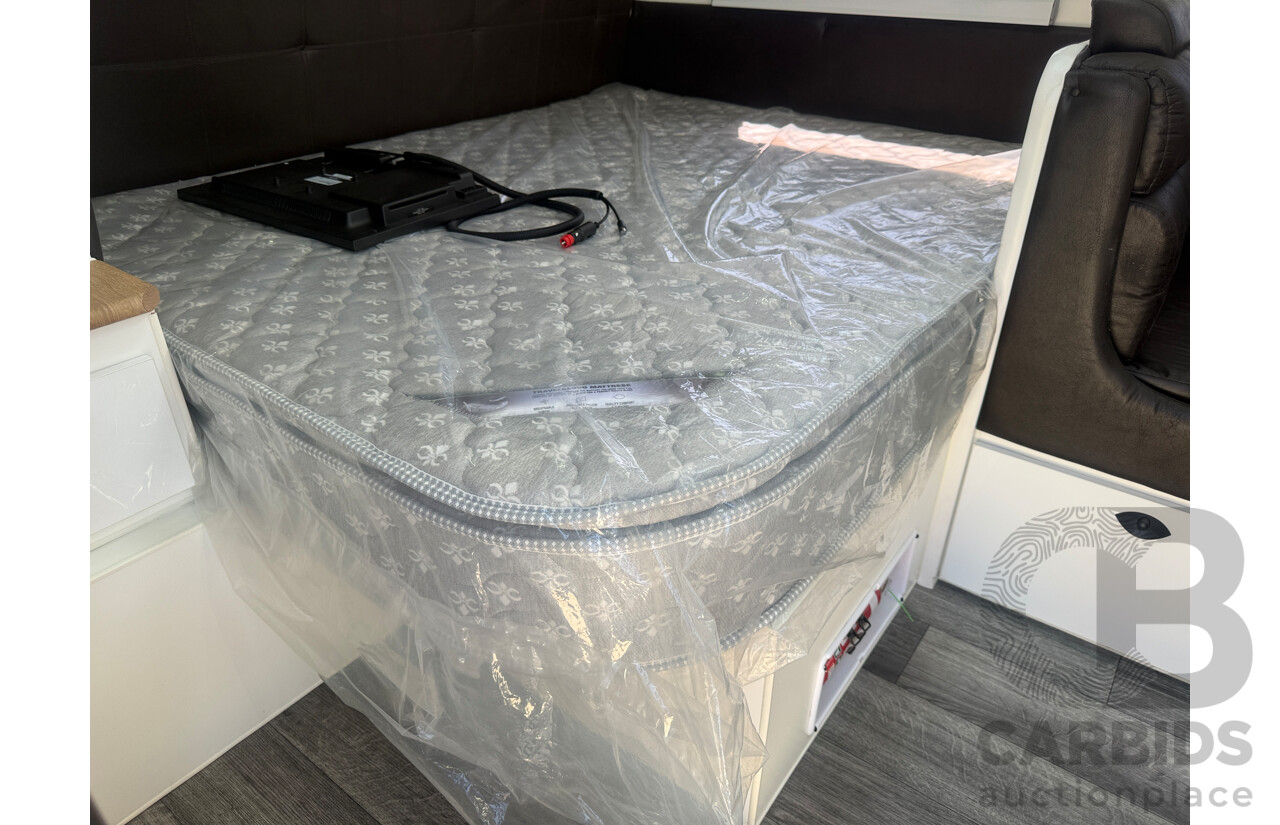 2024 MALIBU FAMILY MINI 2 BUNK 17FT SINGLE AXLE CARAVAN - WHITE/BLACK