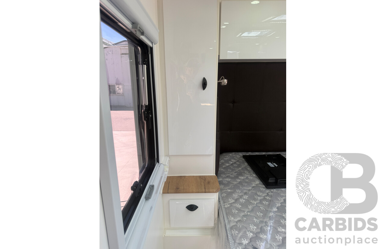 2024 MALIBU FAMILY MINI 2 BUNK 17FT SINGLE AXLE CARAVAN - WHITE/BLACK