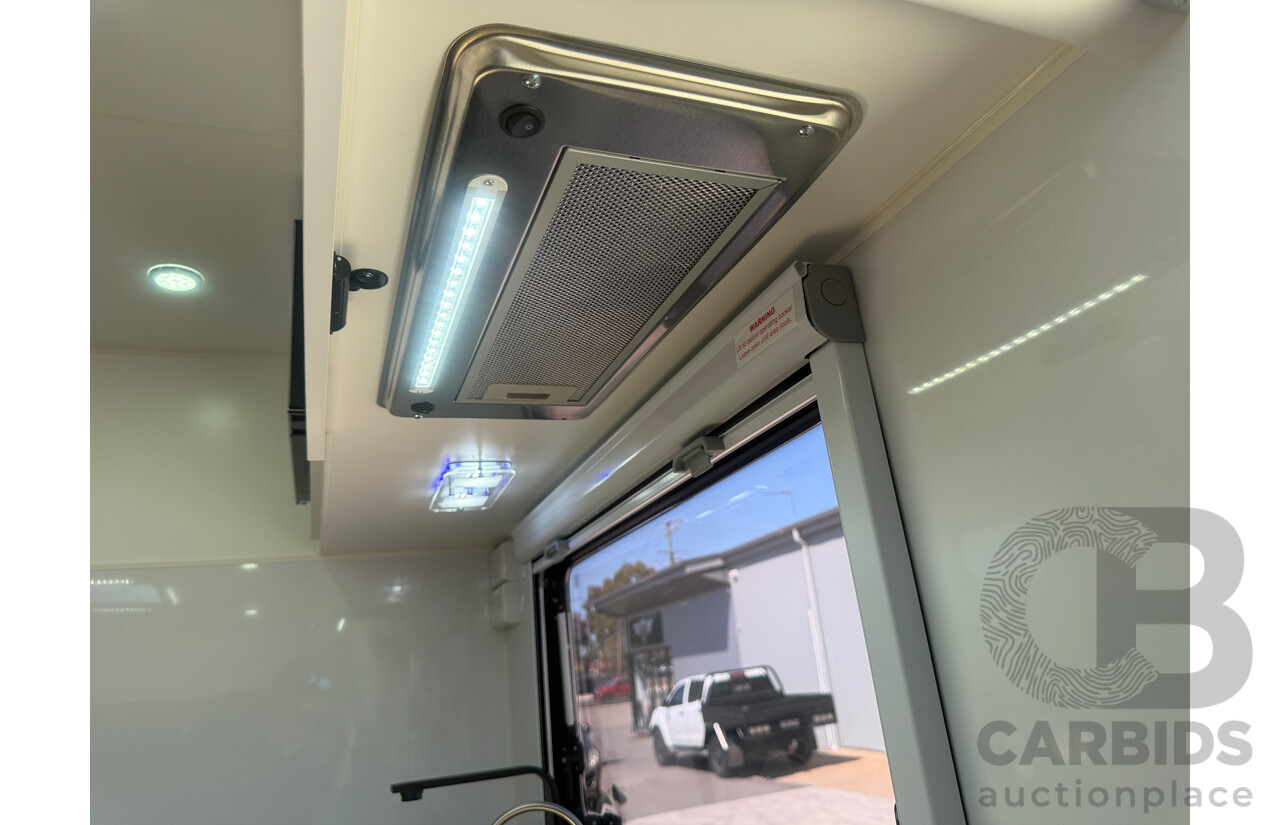 2024 MALIBU FAMILY MINI 2 BUNK 17FT SINGLE AXLE CARAVAN - WHITE/BLACK