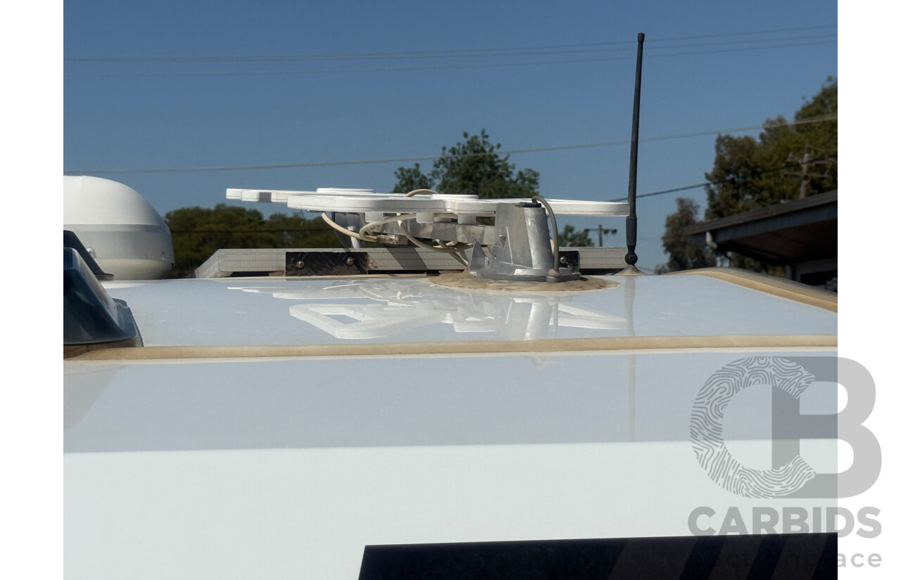 2024 MALIBU FAMILY MINI 2 BUNK 17FT SINGLE AXLE CARAVAN - WHITE/BLACK