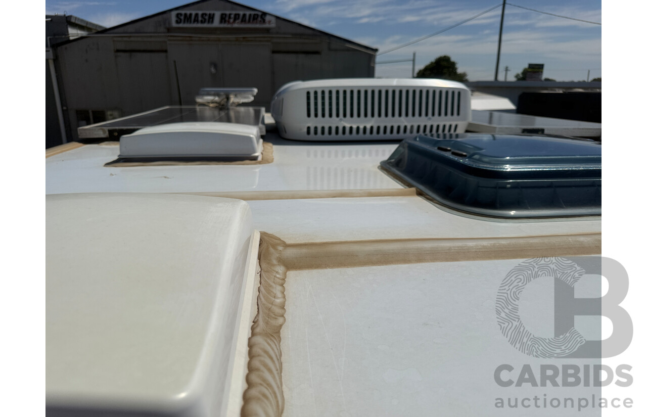 2024 MALIBU FAMILY MINI 2 BUNK 17FT SINGLE AXLE CARAVAN - WHITE/BLACK