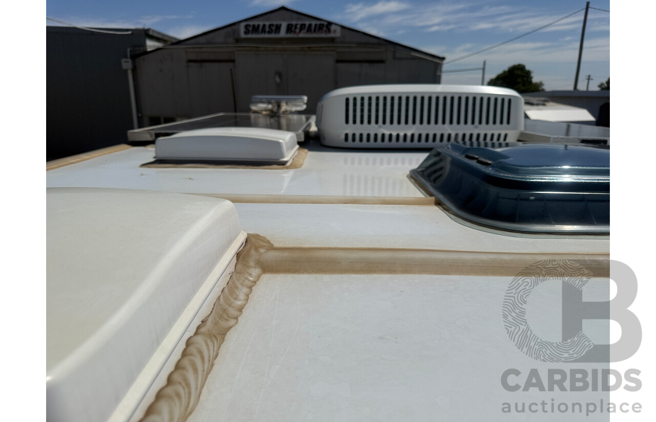 2024 MALIBU FAMILY MINI 2 BUNK 17FT SINGLE AXLE CARAVAN - WHITE/BLACK