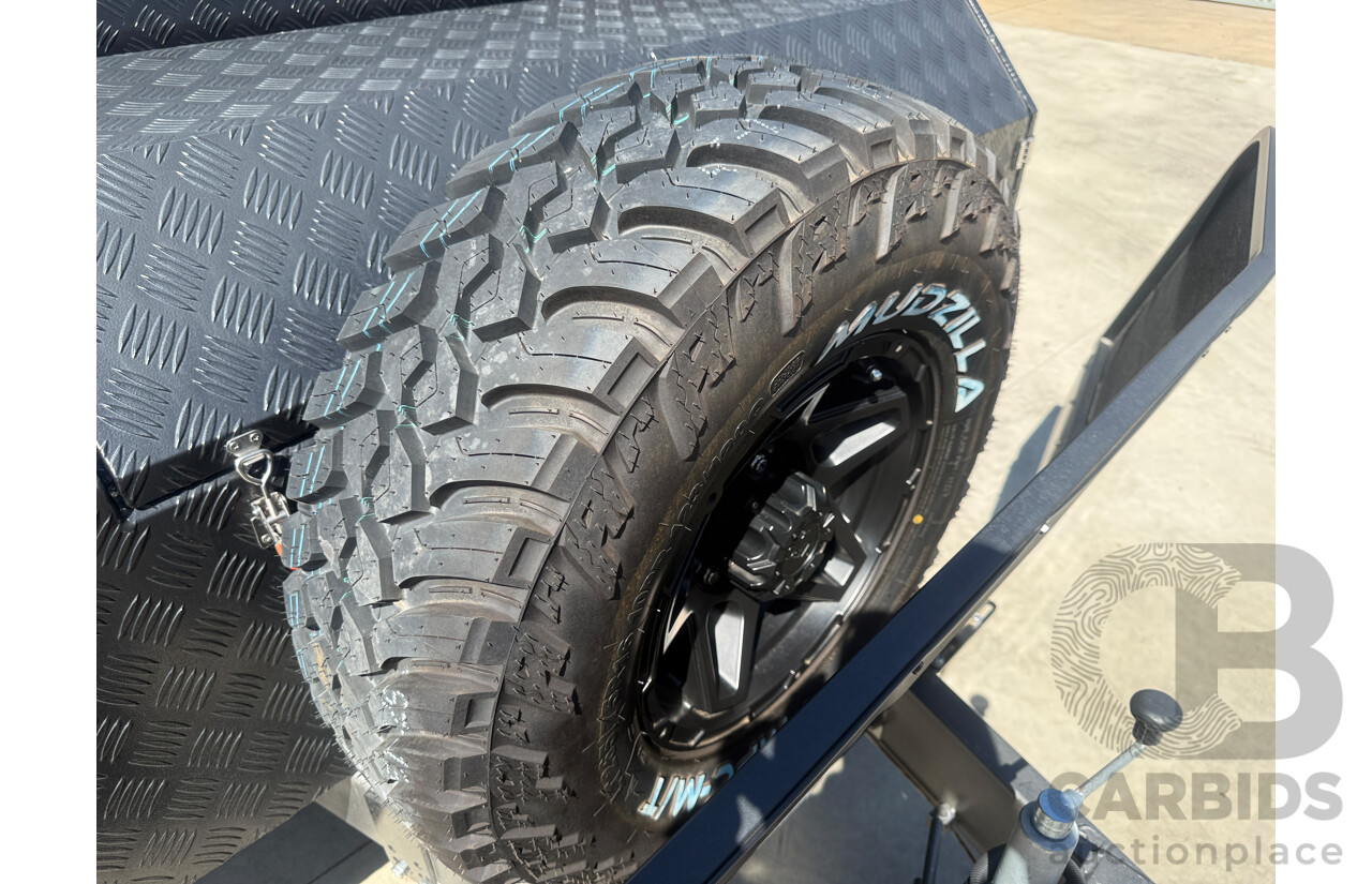 2024 MALIBU FAMILY MINI 2 BUNK 17FT SINGLE AXLE CARAVAN - WHITE/BLACK