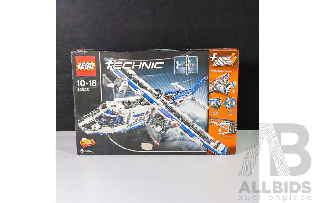 Lego Technic Cargo Plane 42025, Brand New in Box