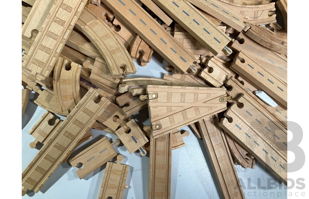 Collection of Thomas the Tank Engine and Friends Timber Railway Track and Round House