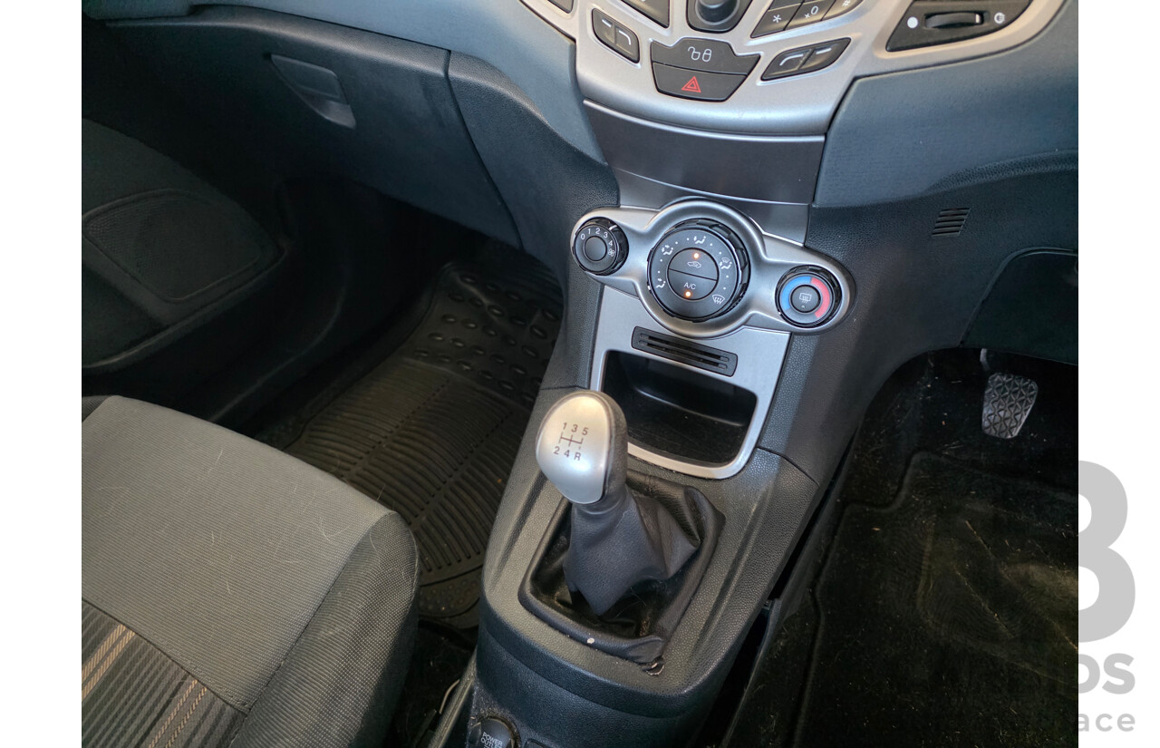 10/2009 Ford Fiesta LX WS 5d Hatchback Grey 1.6L