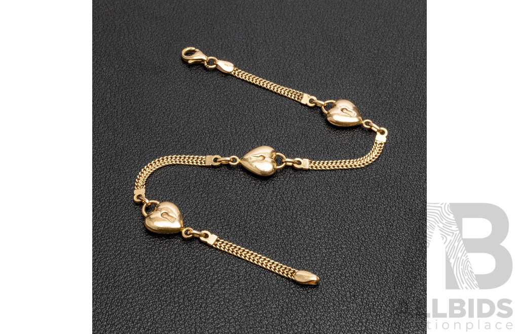 14ct Yellow Gold Heart Locket Bracelet, Made in Italy. Length - 19.5cms