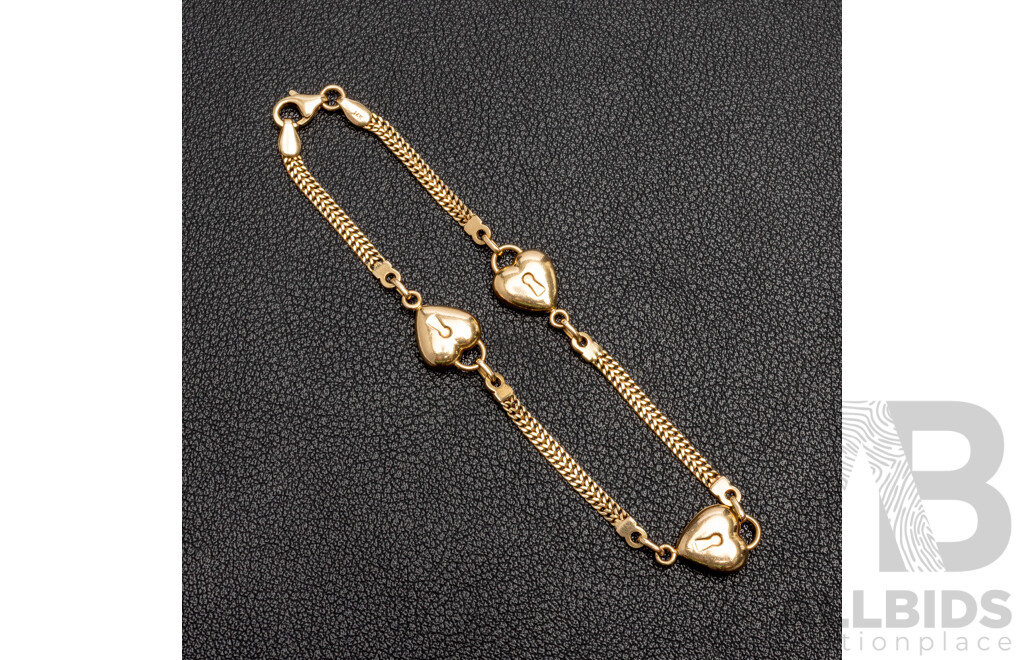 14ct Yellow Gold Heart Locket Bracelet, Made in Italy. Length - 19.5cms
