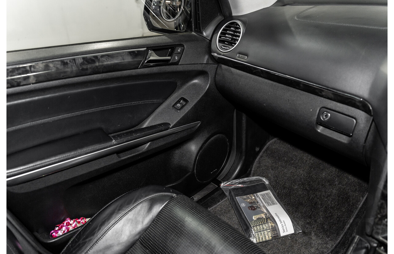 11/2008 Mercedes-Benz ML 63 AMG (4x4) W164 MY09 4d Wagon Obsidian Black Metalllic V8 6.2L