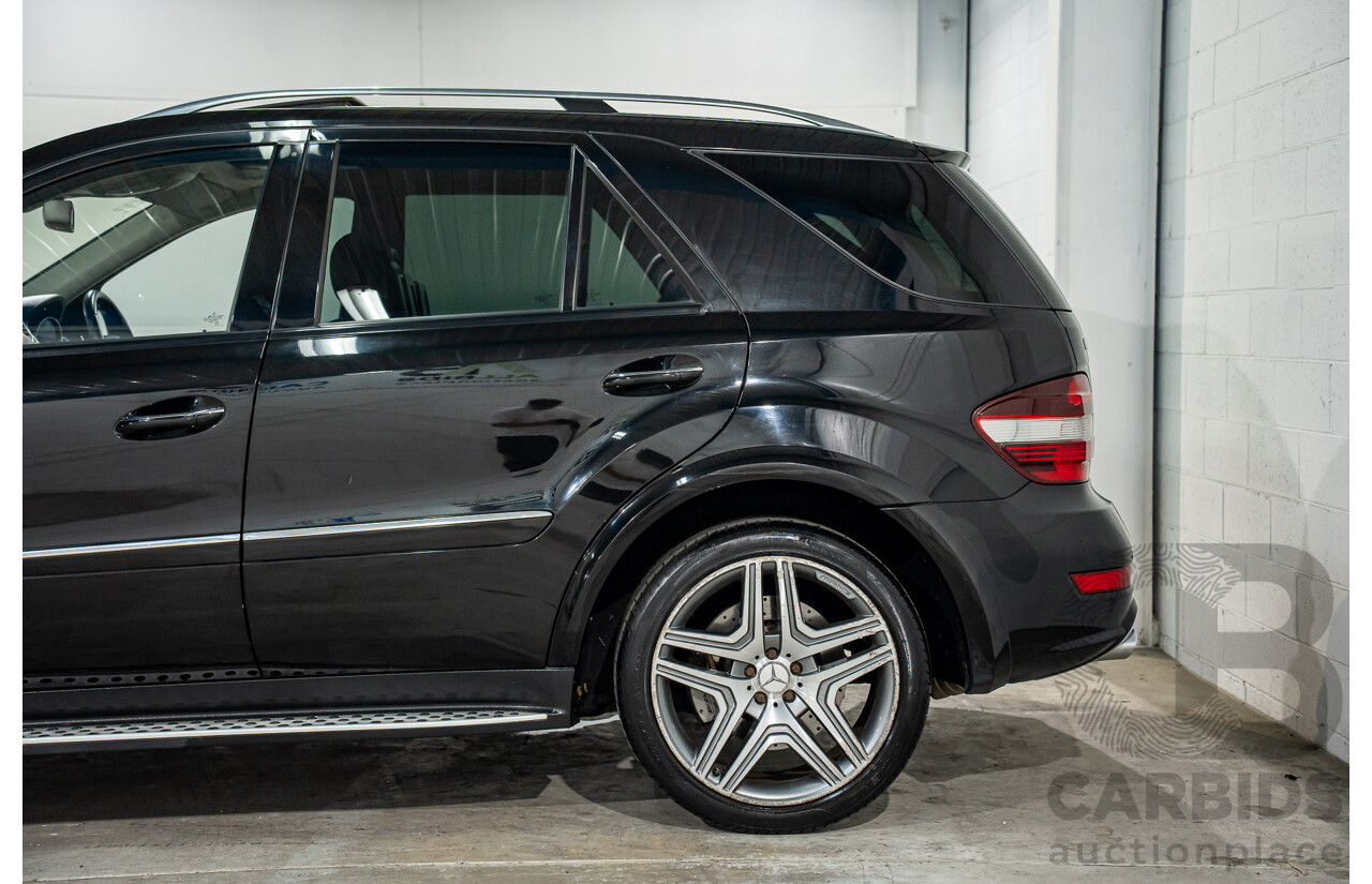 11/2008 Mercedes-Benz ML 63 AMG (4x4) W164 MY09 4d Wagon Obsidian Black Metalllic V8 6.2L