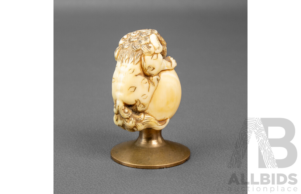 Vintage Chinese Ivory Foo Dog Seal