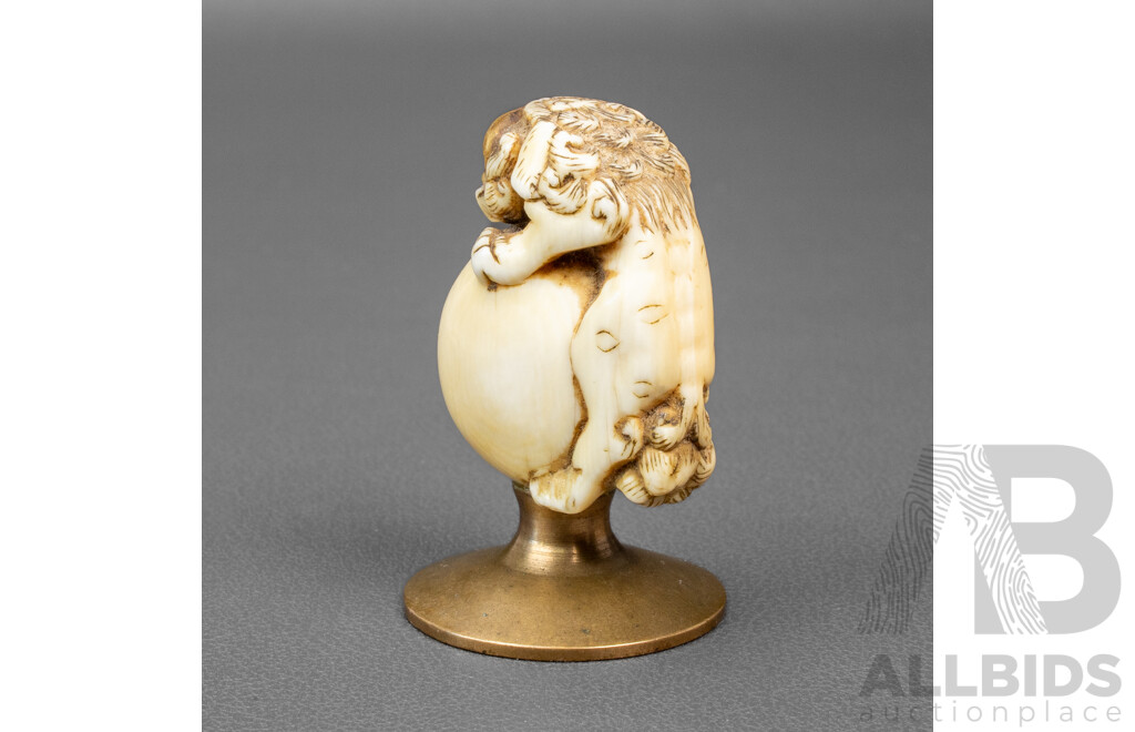 Vintage Chinese Ivory Foo Dog Seal