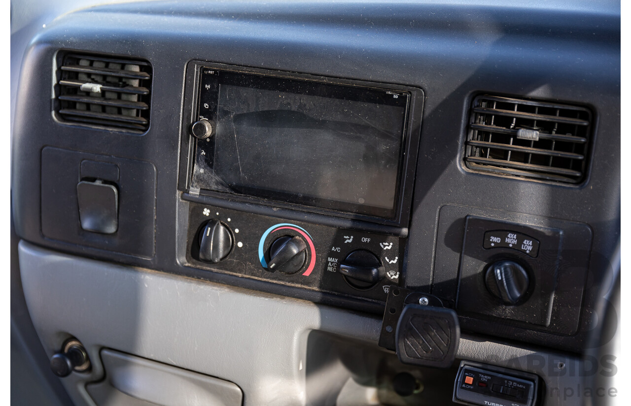 7/2005 Ford F250 XLT (4x4) RN Crew Cab P/Up Ebony Black Turbo Diesel Powerstroke V8 7.3L