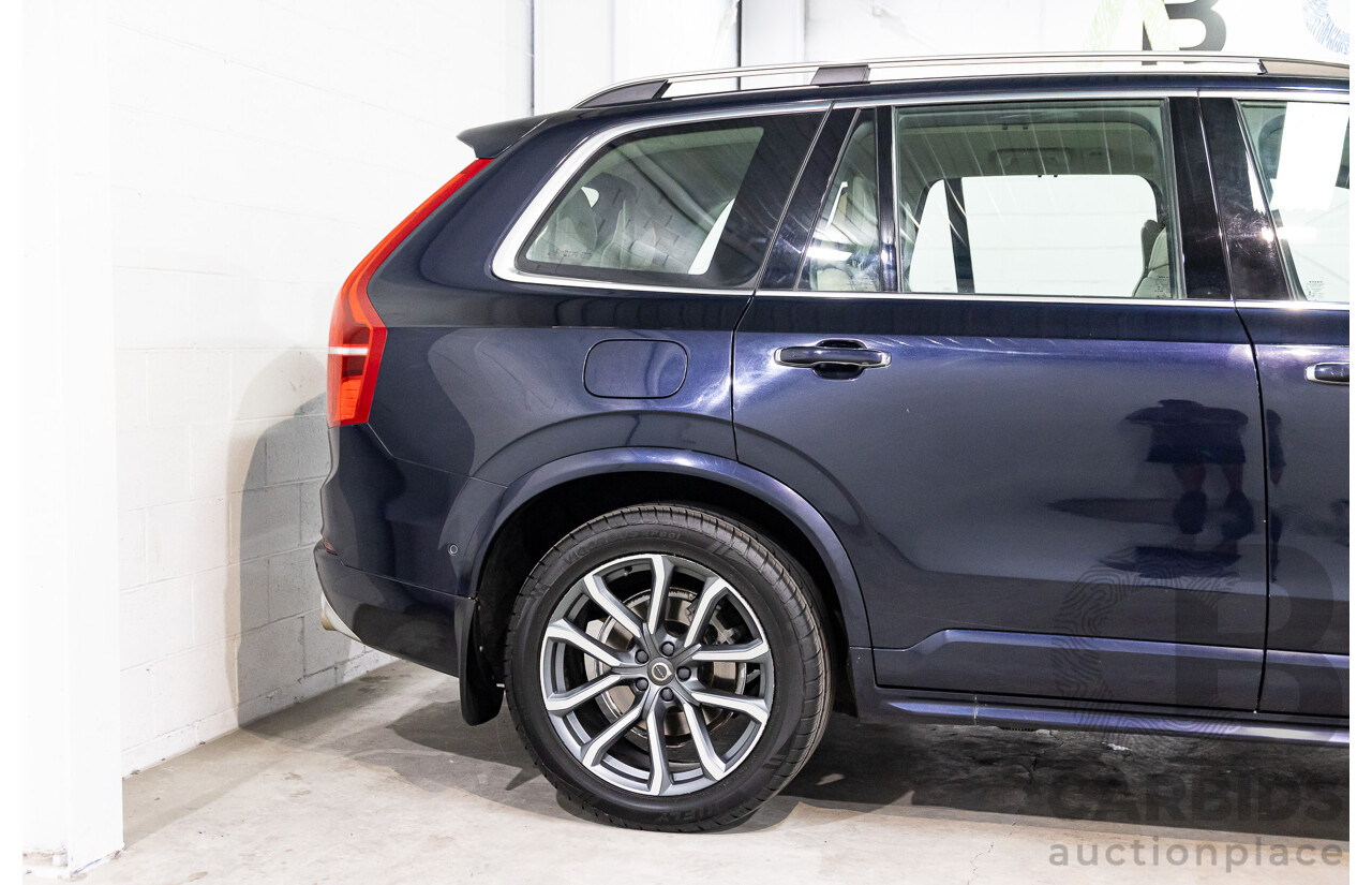 07/2019 Volvo XC90 D5 Momentum (AWD) 256 MY20 4d Wagon Magic Blue Metallic Turbo Diesel 2.0L