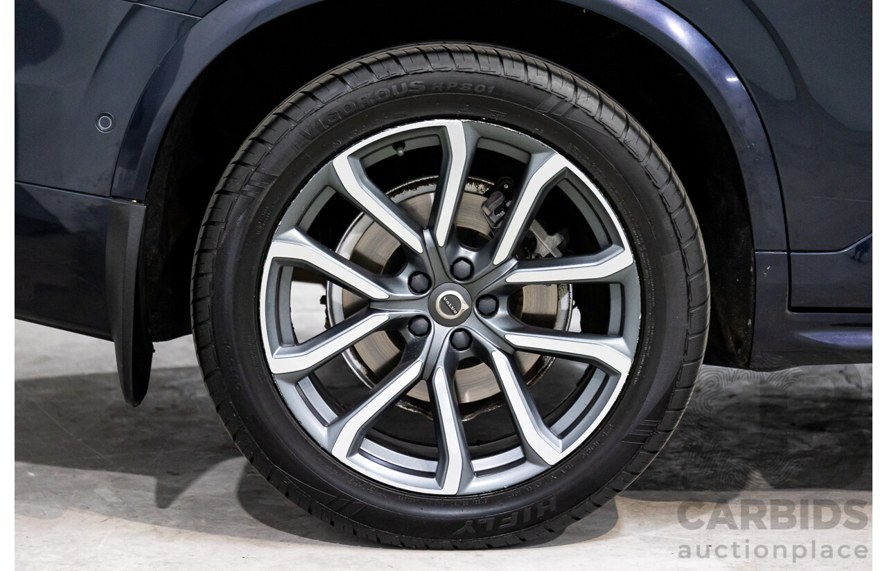 07/2019 Volvo XC90 D5 Momentum (AWD) 256 MY20 4d Wagon Magic Blue Metallic Turbo Diesel 2.0L