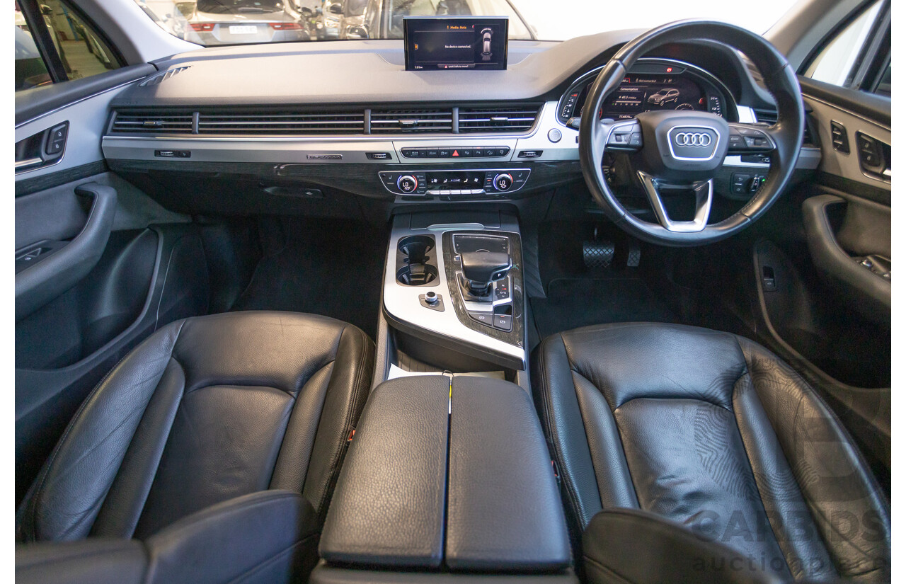 10/2015 Audi Q7 3.0 TDI Quattro (AWD) 4M 4D Wagon Pure White Turbo Diesel V6 (200kw) 3.0L - 7 seater