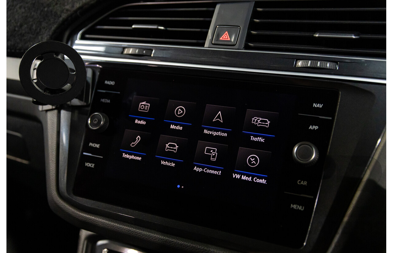 02/2018 Volkswagen Tiguan 162 TSI Sportline (AWD) 5NA MY18 4d Wagon Ruby Red Metallic Turbo 2.0L