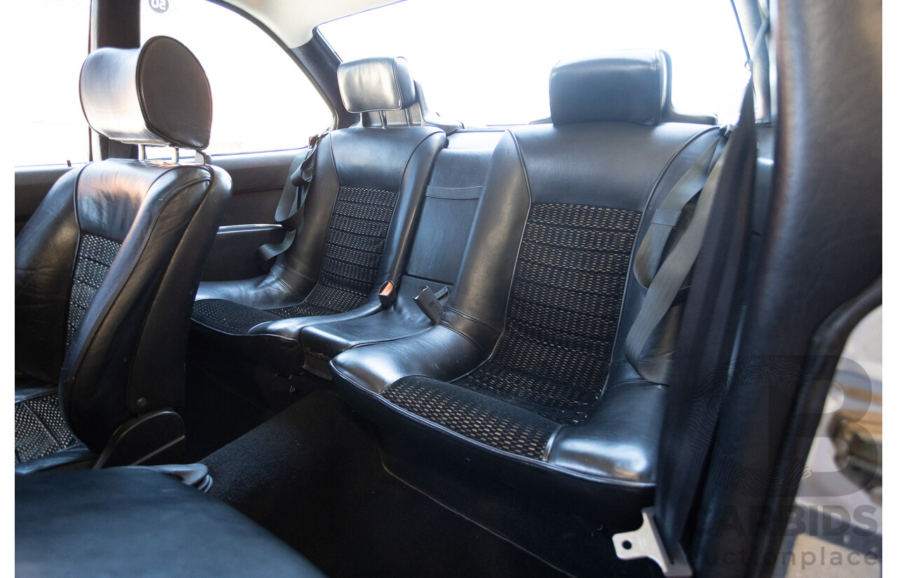 1/1977 BMW 633CSi E24 2D Coupe Schwarz Black 3.2L - Import