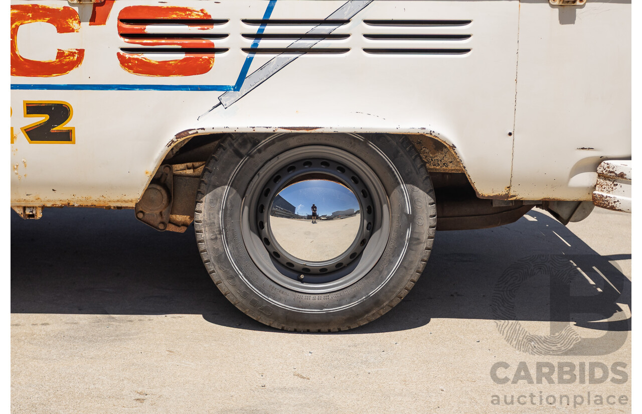 9/1975 Volkswagen Kombi Transporter Type 2 2d Crew Cab Utility White 1.8L