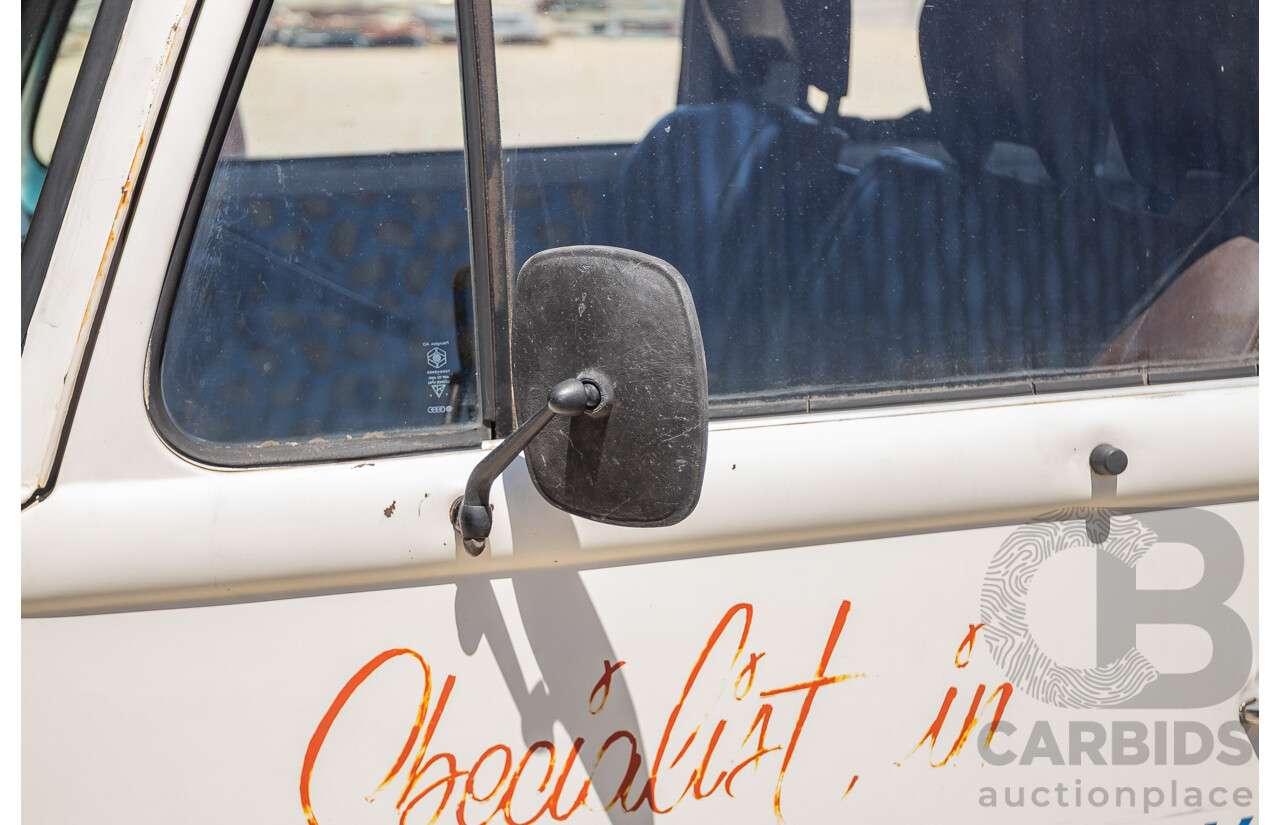 9/1975 Volkswagen Kombi Transporter Type 2 2d Crew Cab Utility White 1.8L